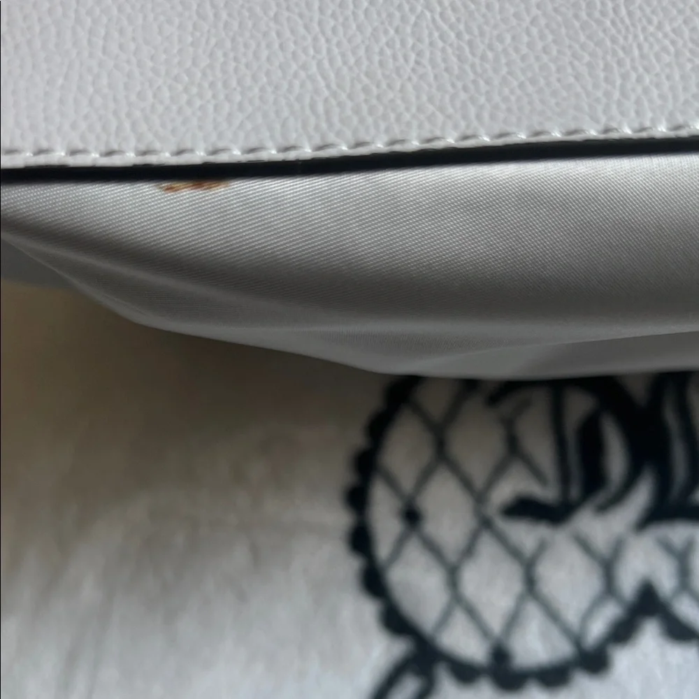 Kate Spade Light Gray Tote Bag - Picture 6 of 10